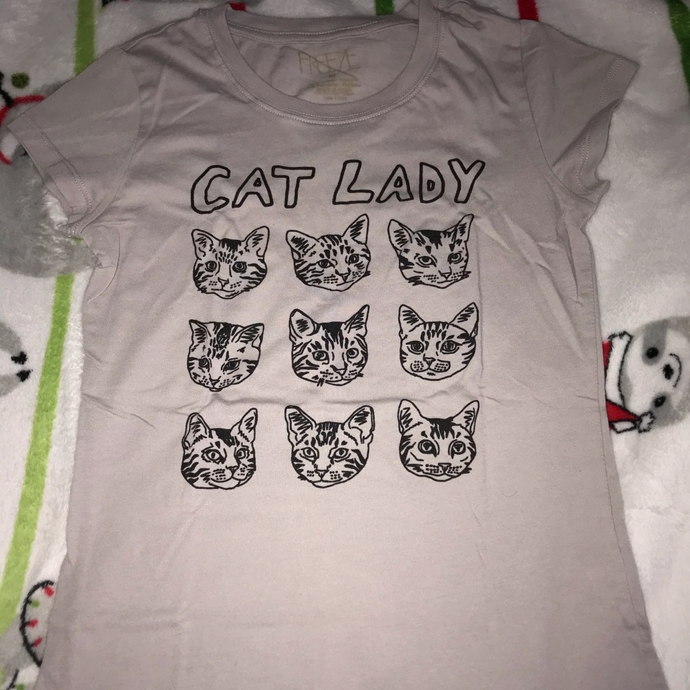 Cat Lady 🦸🏻‍♀️
